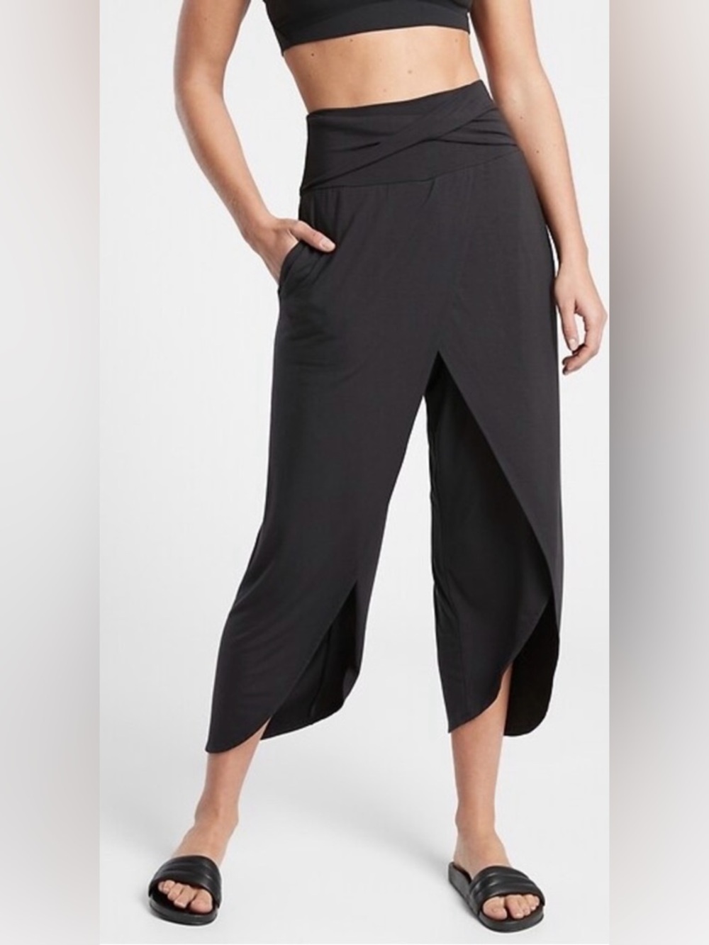 Athleta ‘release’ Black Draped Capris with Crossover Waist